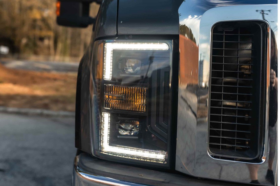 Morimoto XB HYBRID HEADLIGHTS FORD SUPER DUTY (08-10) - Image 2